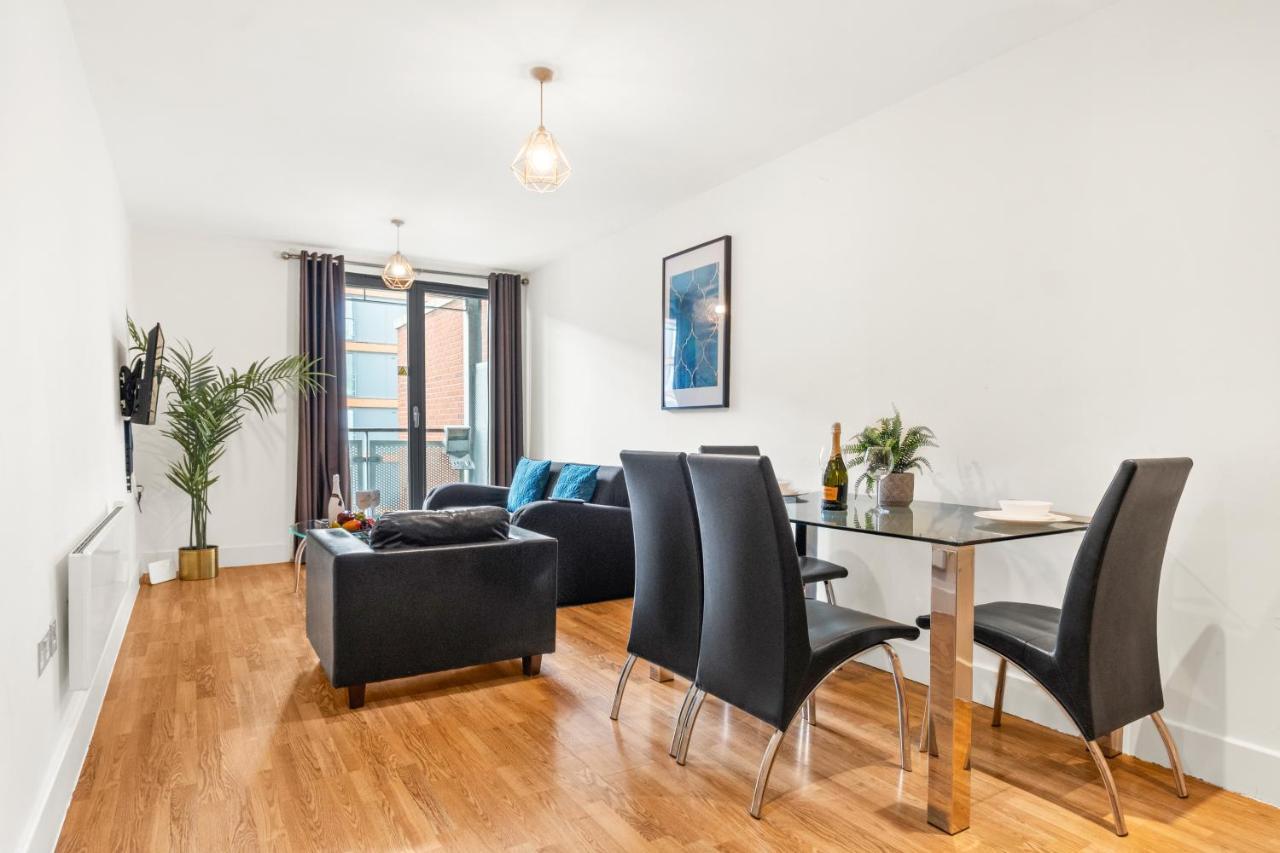 Haus City Centre 2 Bedroom Apartment L Parking L Balcony L Wifi L Smart Tv L Arcadian L China Town Birmingam Exterior foto